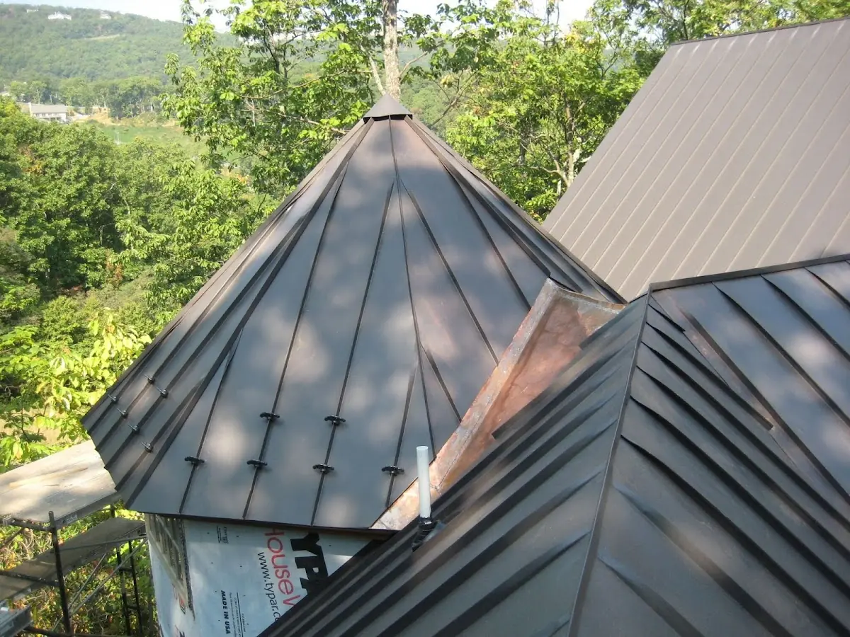 Professional Shingle Replacement & Repair by Craftsman Roofing in Summit View Forest